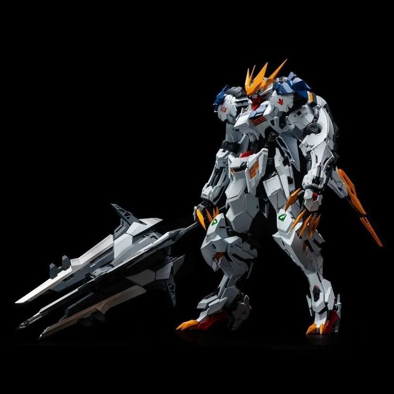 【W MAGAZYNIE】LUNAVOR MG 1/100  – Model Kit Eighty Six recenzja i cena